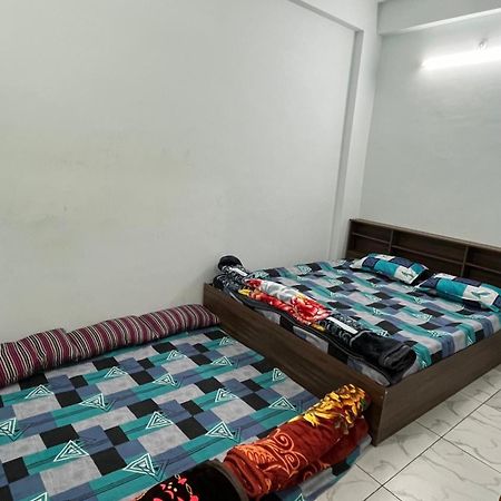 Yadav Guest House Удджайн Экстерьер фото